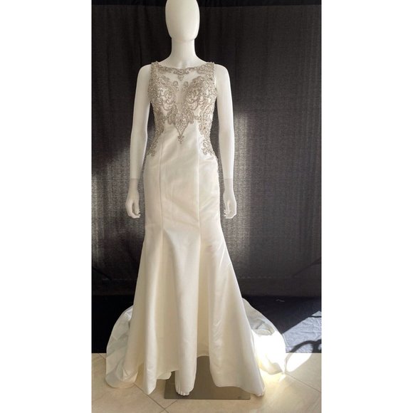 Allure Bridals Wedding Dress Fishtail Fit & Flare Satin Mermaid Trumpet White 2